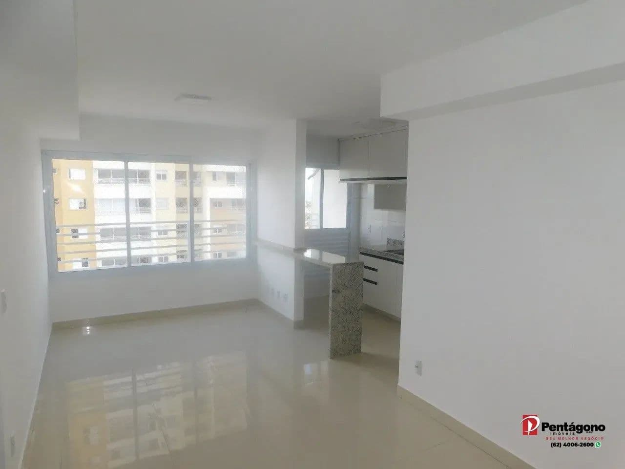 Apartamento com 02 Quartos no Jardim Europa