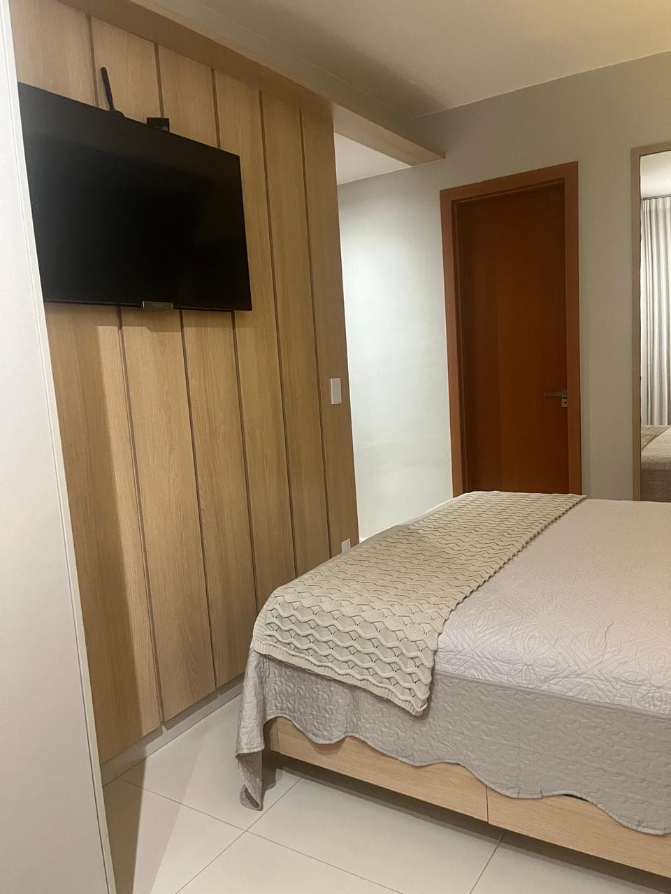 Uptown Home/ Apartamento 2702/ Nascente/ 65 m/ 2 quartos/ Automatizado / Decorado / Porteira Fechada / Completo
