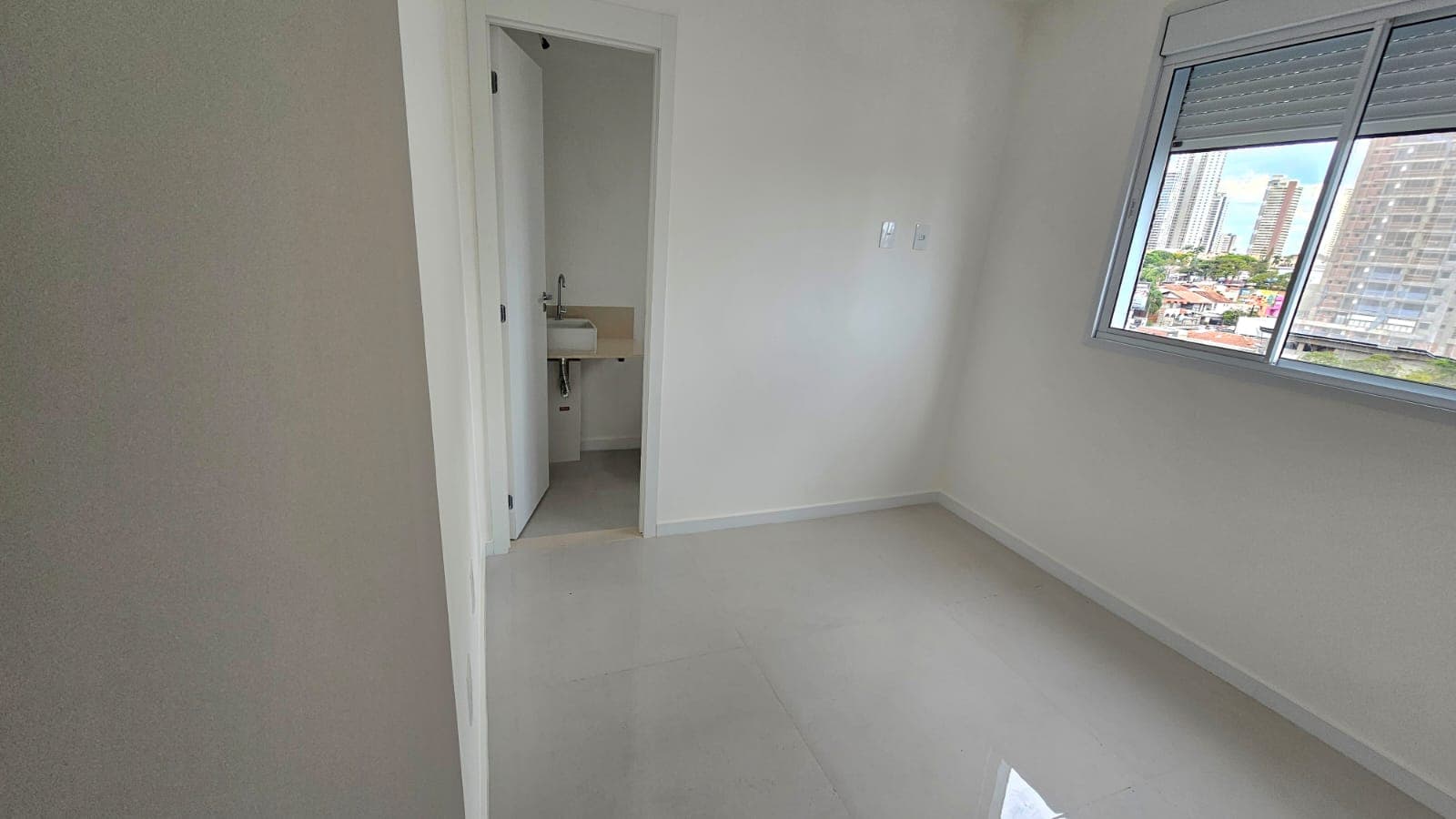 ÚNICO COM 3 VAGAS | WIDE PRAÇA DO SOL | 130 M² | 3 SUÍTES