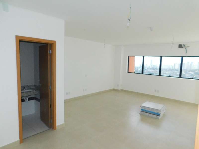 Sala Comercial no Setor Vila Brasília